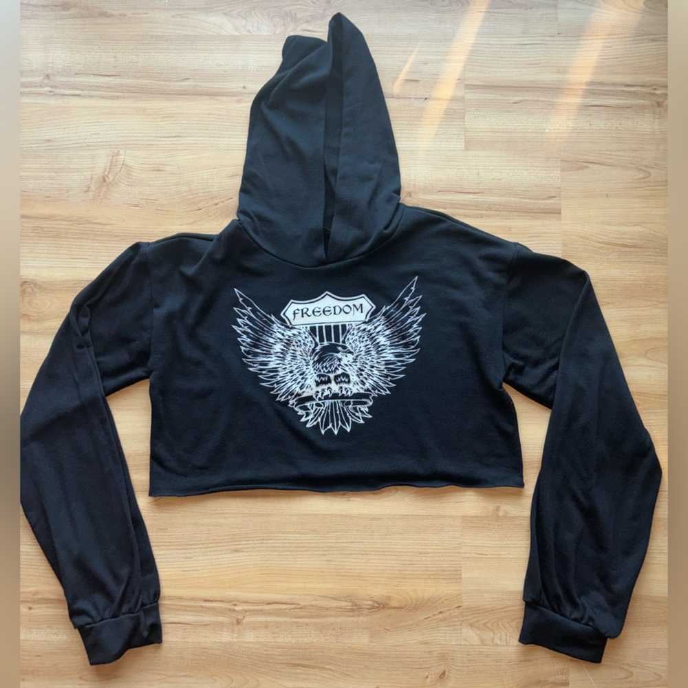 Freedom Long sleeve crop